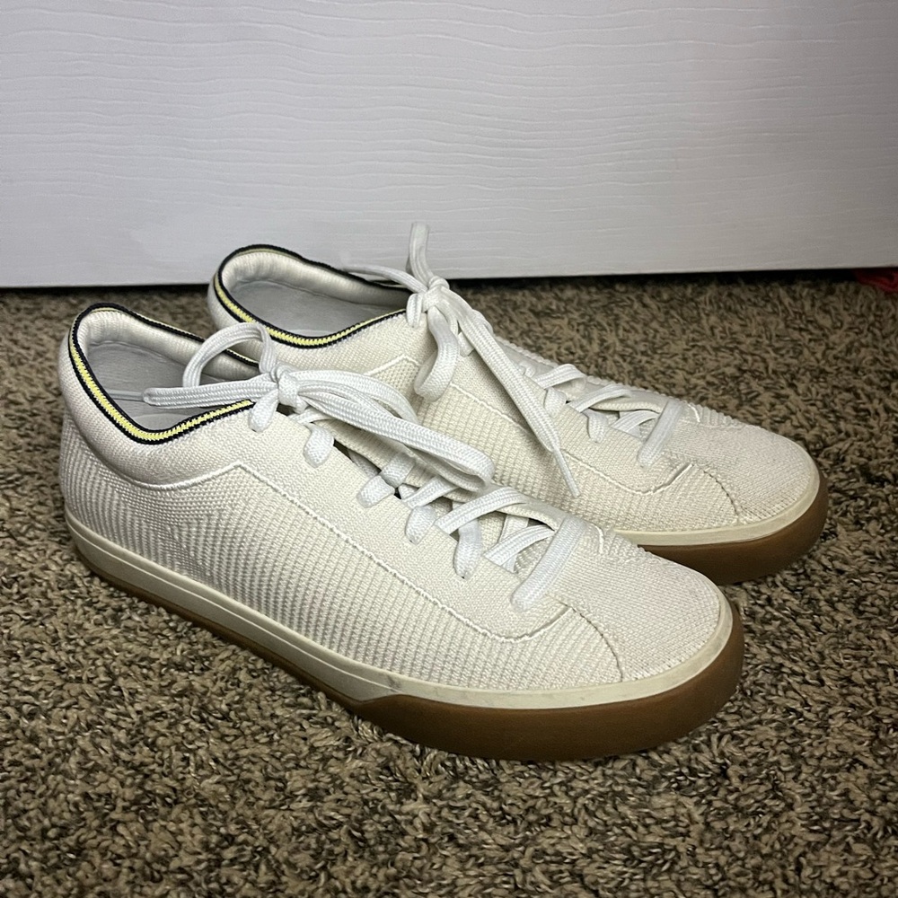 Rothy’s lace up sneaker